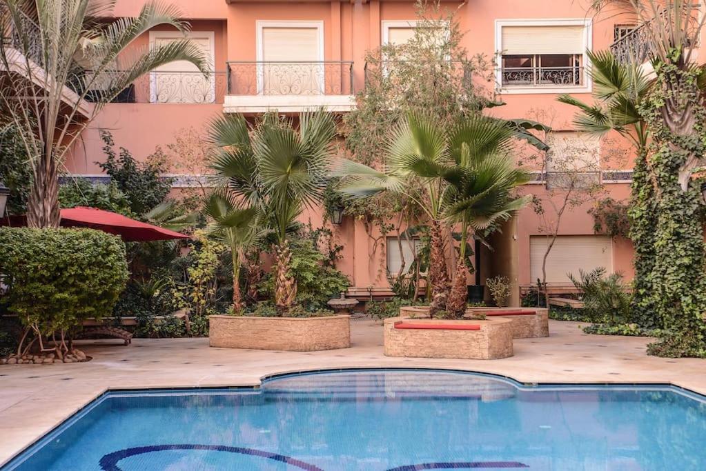 Beautiful, Great Equipped 122 M Holiday Apartment Near Majorelle Garden And Gueliz With Pool Views And A Large Balcony And Terrace Marrakesh Exteriör bild