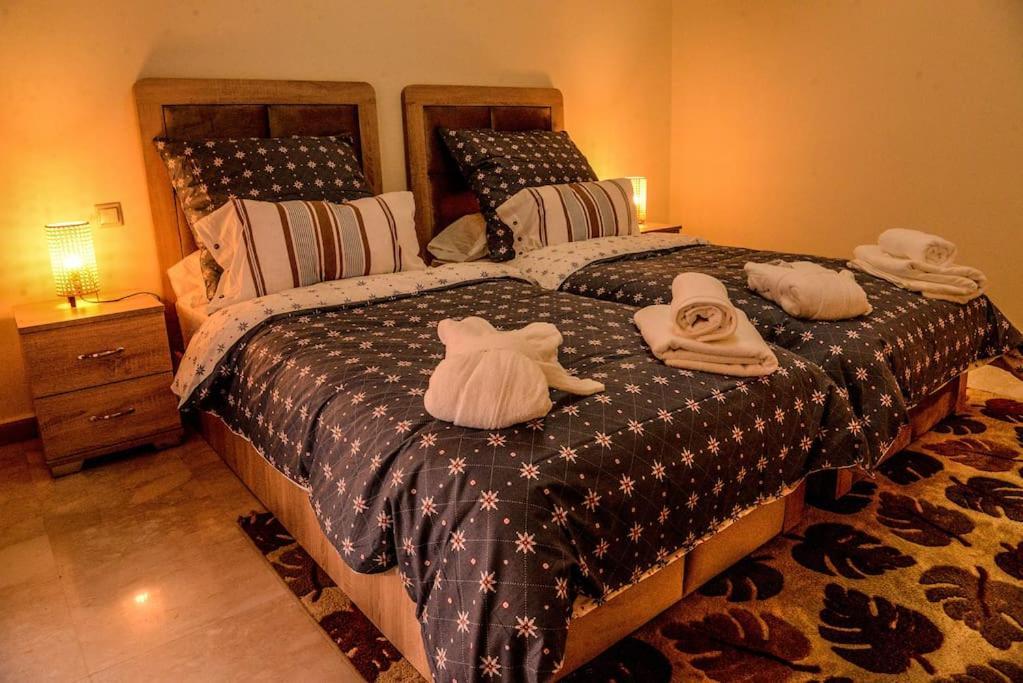 Beautiful, Great Equipped 122 M Holiday Apartment Near Majorelle Garden And Gueliz With Pool Views And A Large Balcony And Terrace Marrakesh Exteriör bild