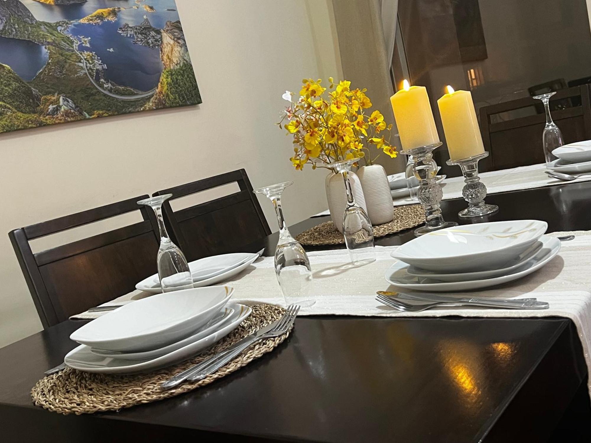 Beautiful, Great Equipped 122 M Holiday Apartment Near Majorelle Garden And Gueliz With Pool Views And A Large Balcony And Terrace Marrakesh Exteriör bild