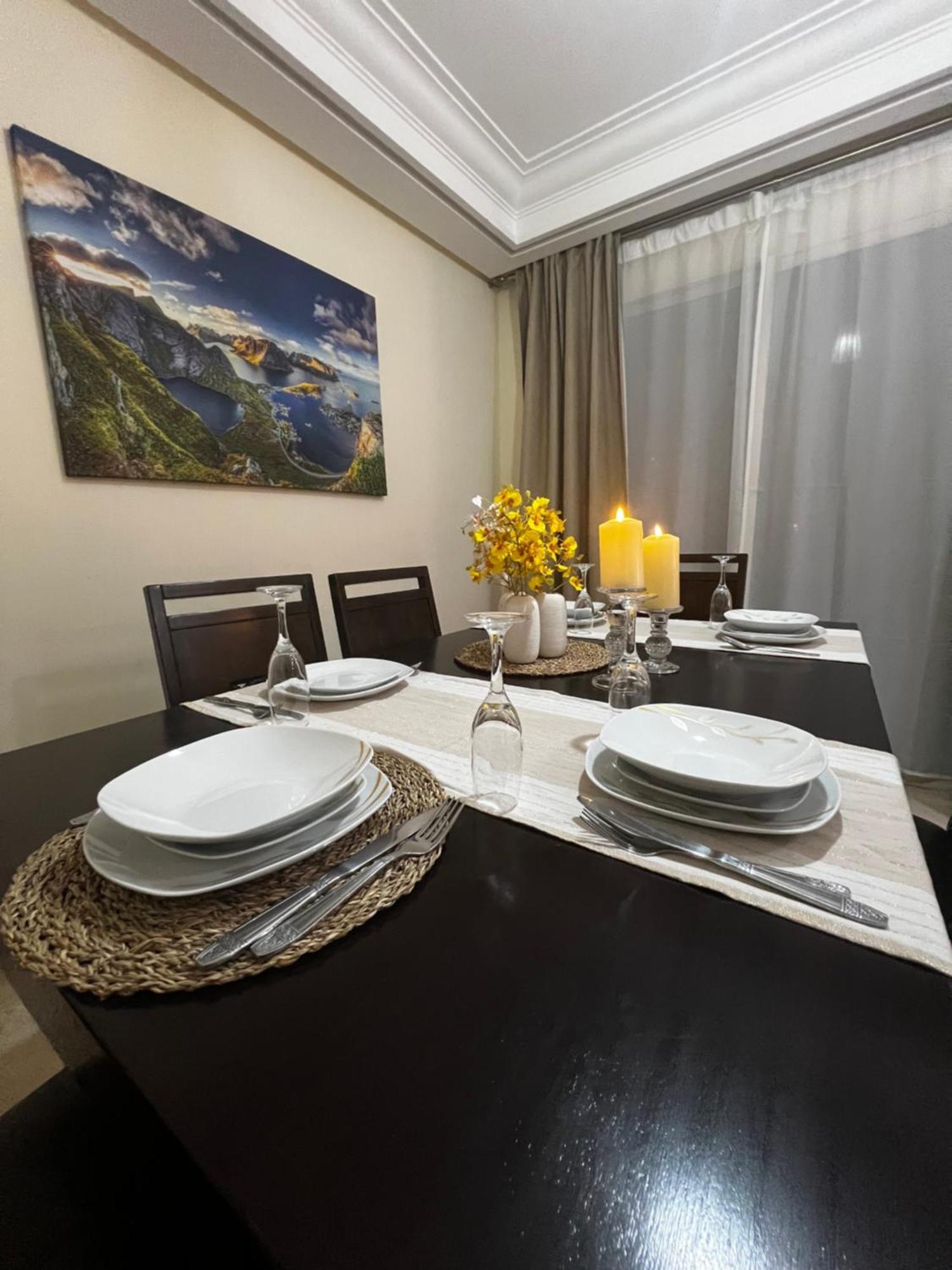 Beautiful, Great Equipped 122 M Holiday Apartment Near Majorelle Garden And Gueliz With Pool Views And A Large Balcony And Terrace Marrakesh Exteriör bild