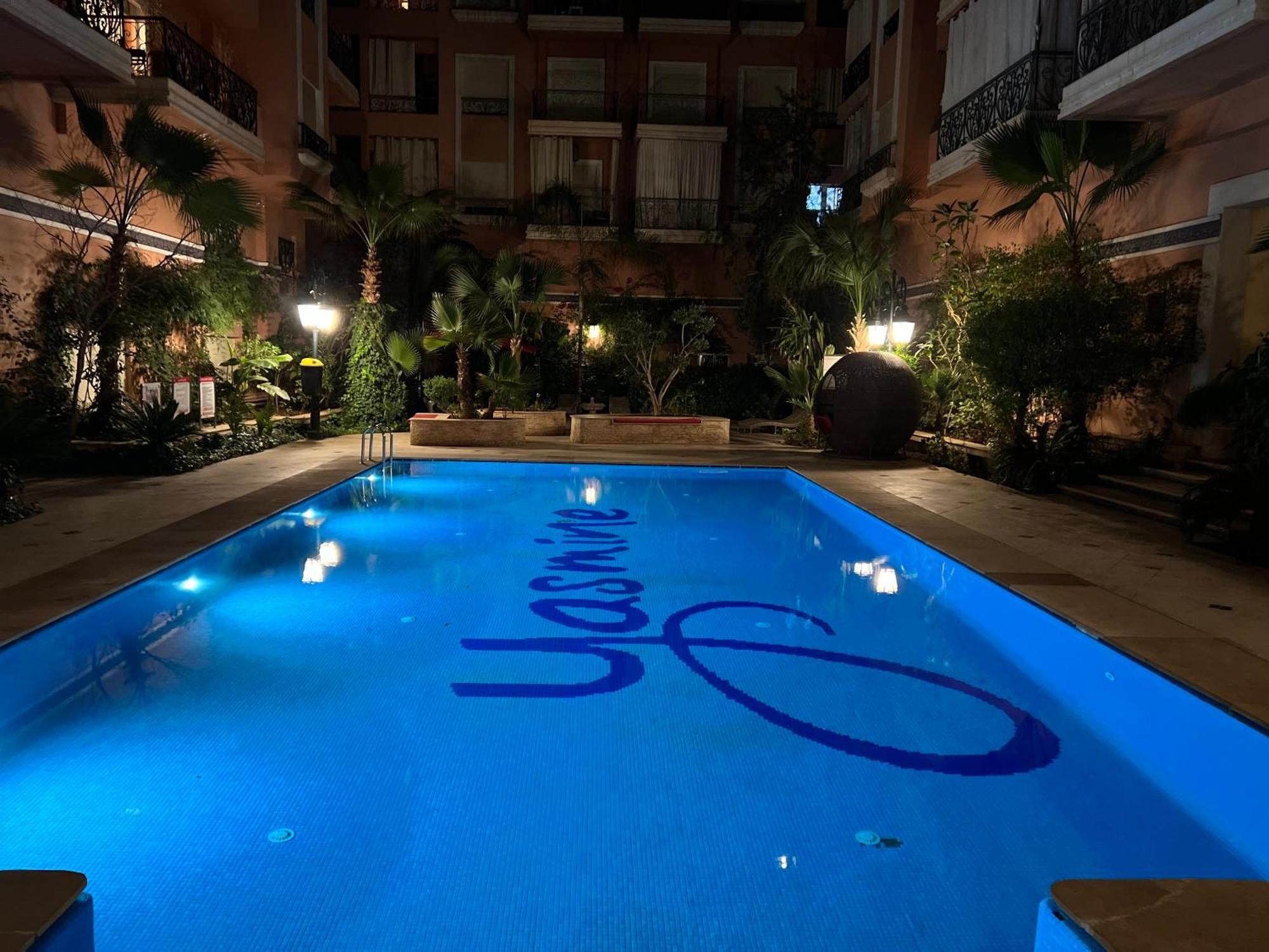 Beautiful, Great Equipped 122 M Holiday Apartment Near Majorelle Garden And Gueliz With Pool Views And A Large Balcony And Terrace Marrakesh Exteriör bild